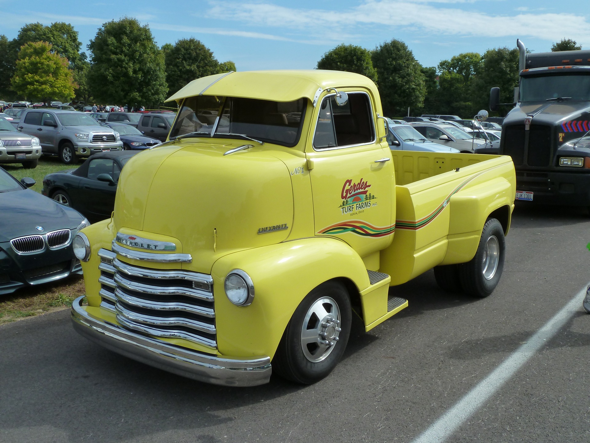 Пикап немка. Chevrolet Coe 54. Шевроле пикап 60. Chevrolet Pickup 50-60. Chevrolet Truck 1950.