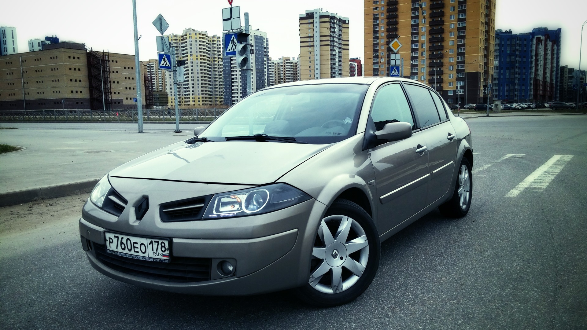 Рено меган 2 артикул. Renault Megane 2 2008. Рено Меган 2.0. Рено Меган 2 2.0. Рено Меган 2 2008 года.