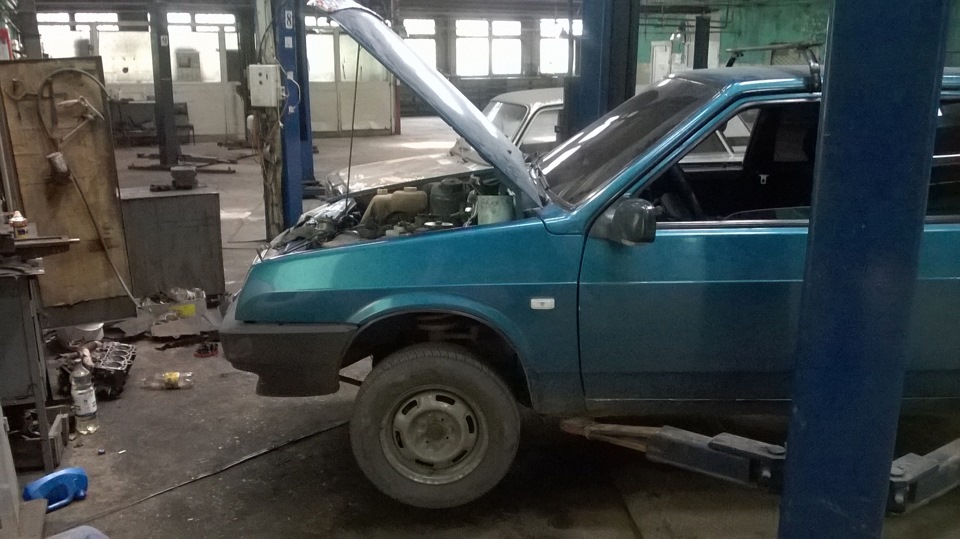 Залипли кольца и лопнула перегородка на поршнях. — Lada 21093, 1,5 л ...