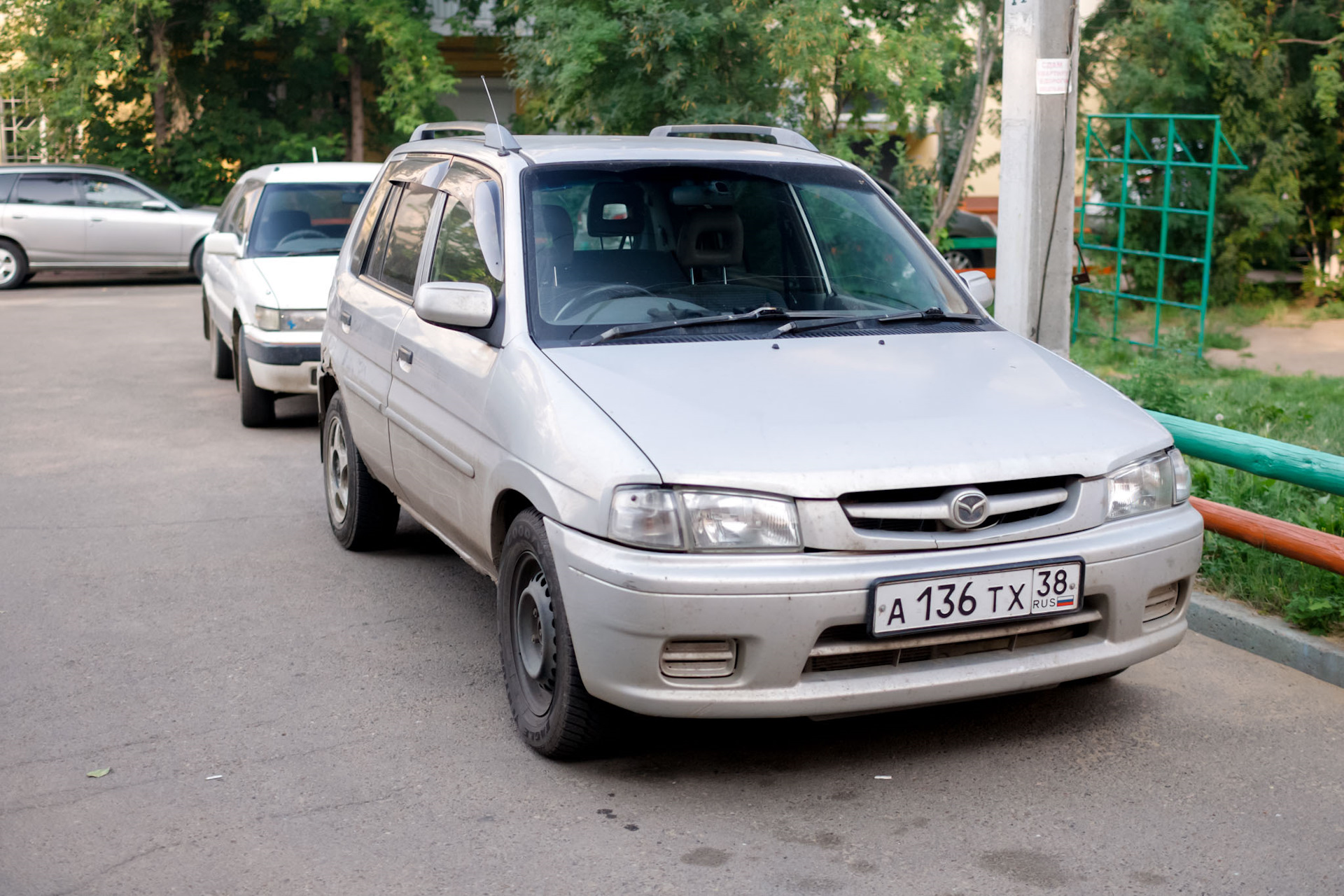 Mazda demio dw