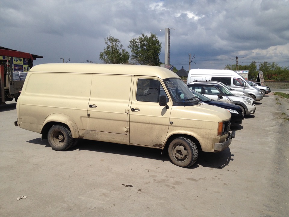 Продам форд. Форд Транзит 1985. Transit mk2. Форд Транзит mk2 1985. Ford Transit 3 поколение.