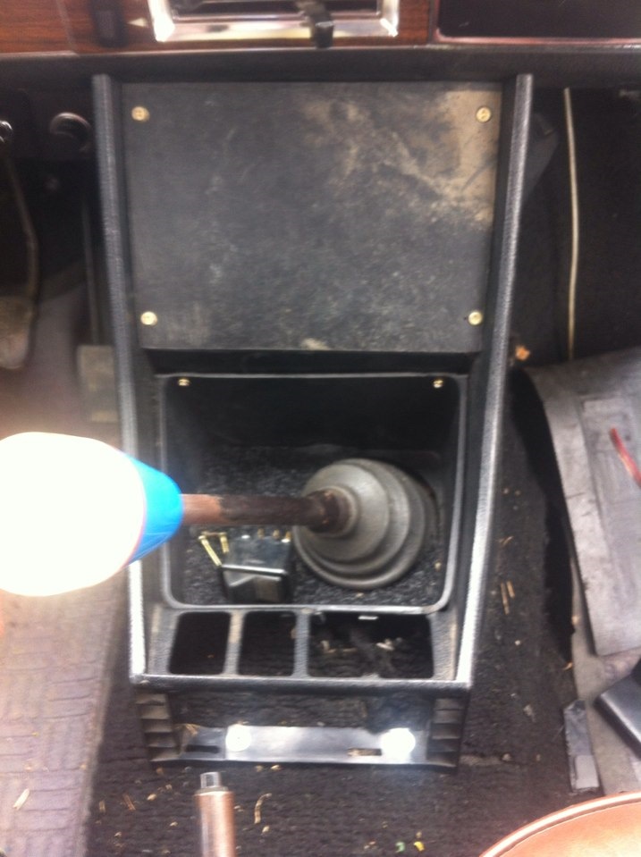 И вот что получилось, осталось для вида приклеить кусочек кавролина, и прикрепить крипление к планшету — Lada 2101