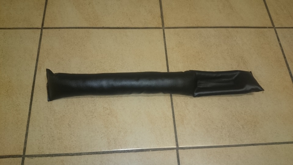 Проставка между сиденьем и подлокотником — KIA Sorento (2G), 2,2 л ...