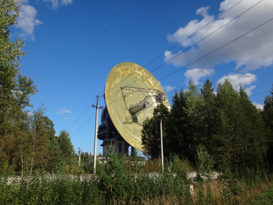 Антенна в калязине. Калязинская обсерватория. Калязинская радиоастрономическая. Калязинский радар. Калязин антенна.