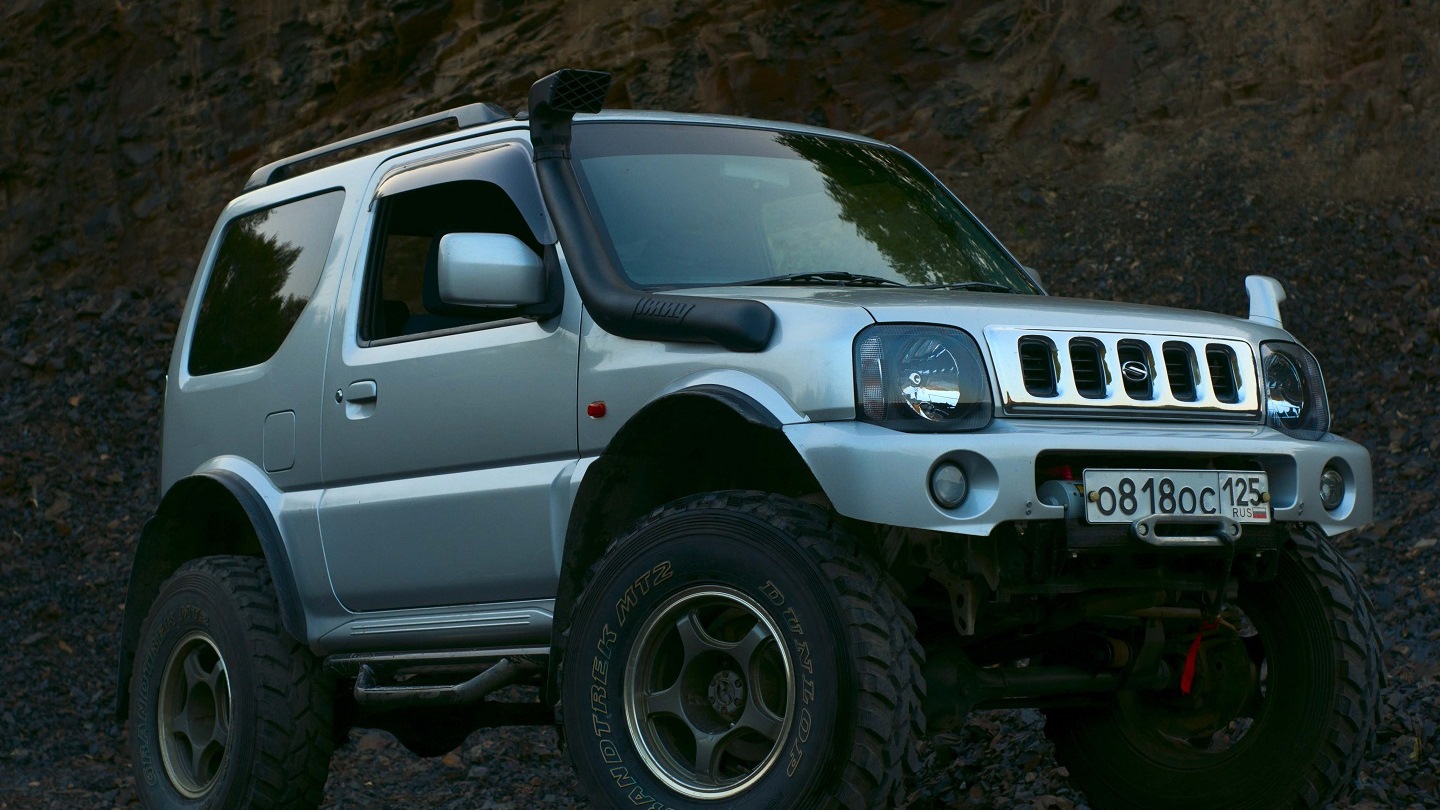 Отличия suzuki jimny wide от suzuki jimny