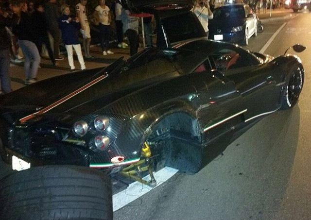 pagani zonda салон дырки на сидениях зачем. Смотреть фото pagani zonda салон дырки на сидениях зачем. Смотреть картинку pagani zonda салон дырки на сидениях зачем. Картинка про pagani zonda салон дырки на сидениях зачем. Фото pagani zonda салон дырки на сидениях зачем