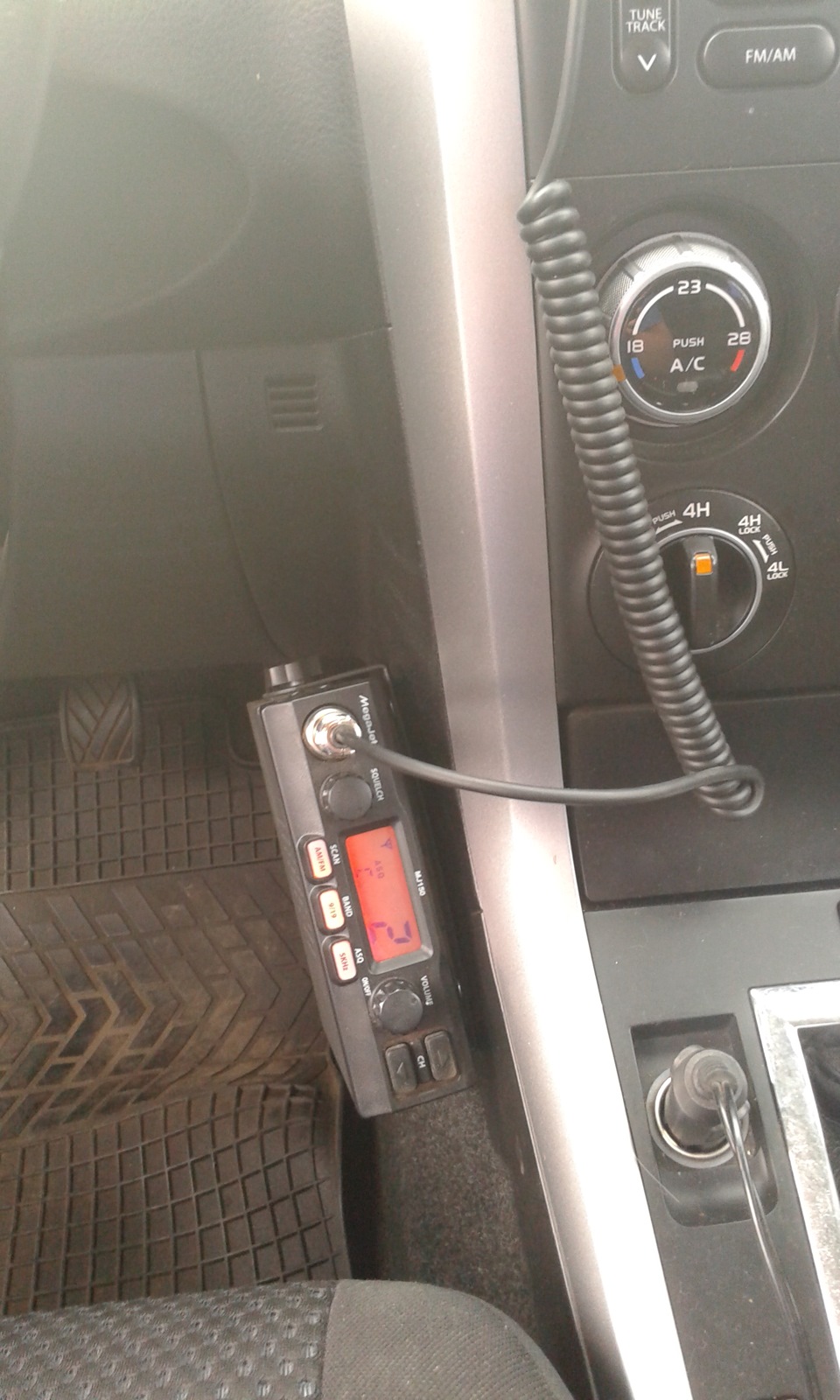 Установка рации mj-150, антенна Optim-2001, усилок кп-102 — Suzuki ...