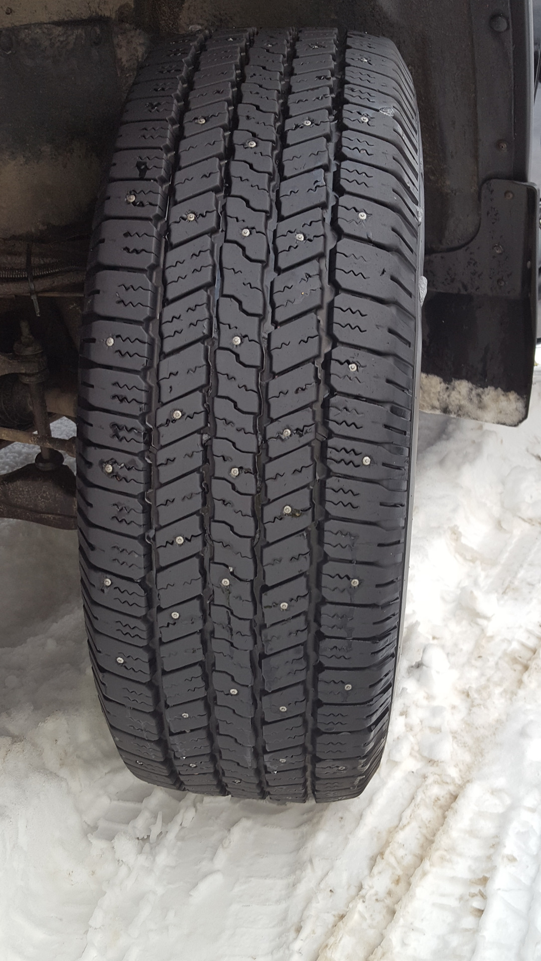 Шиповка колес. — Hummer H2, 6,2 л, 2009 года | шины | DRIVE2