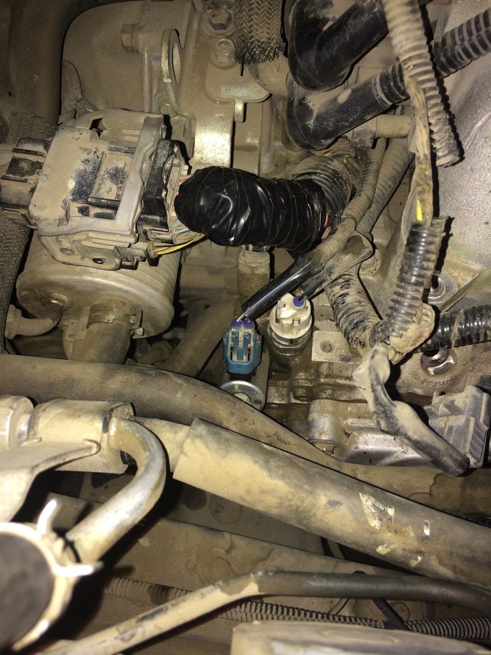 Датчик уровня масла субару. Датчик уровня масла субару. Датчик уровня масла субару форестер. 16422-52641 аналог. Subaru xv датчик давления масла.