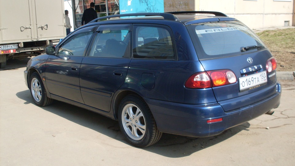 Тойота калдина 1.8. Toyota Caldina 2000. Toyota Caldina 2007 Рестайлинг. Калдина 2000 1 кузов. Toyota Caldina 1.