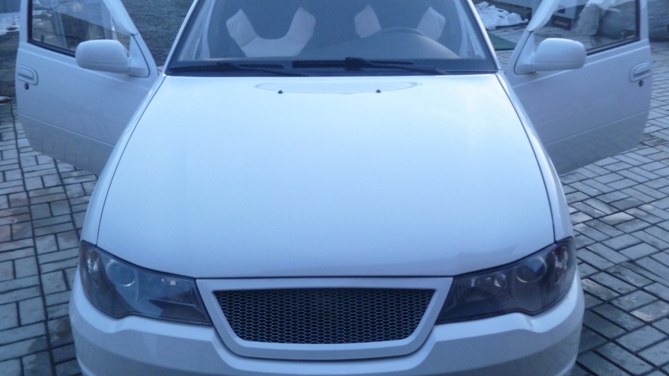 Daewoo Nexia n150 белая