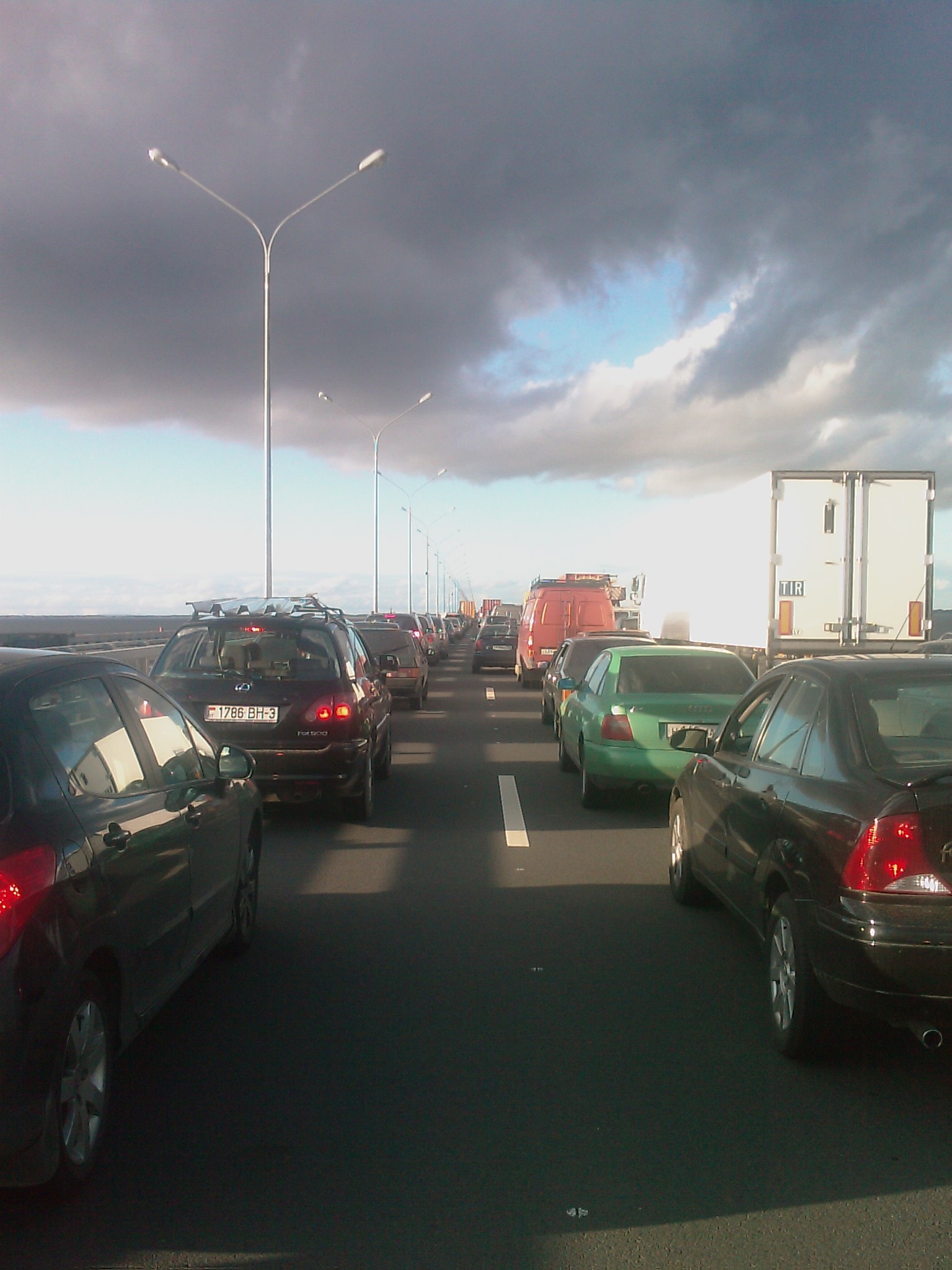 пробки в кронштадт онлайн. пробки на кад в кронштадт. кронштадт 2022. пробки на кад в кронштадт. пробки в кронштадте в день вмф.