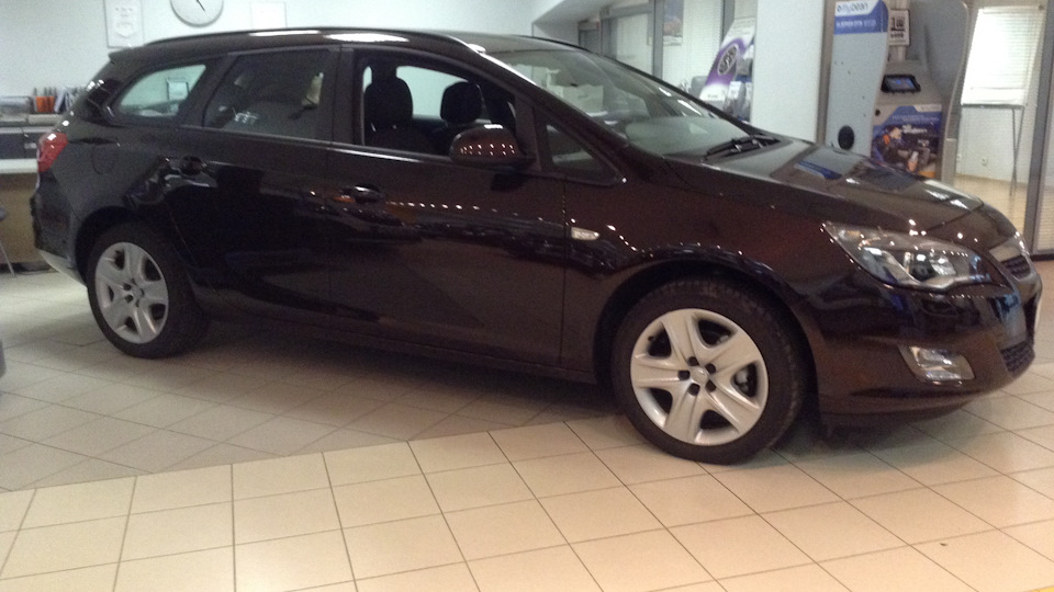 Промывка расширительного бачка от эмульсии — Opel Astra J, 1,6 л, 2012 ...