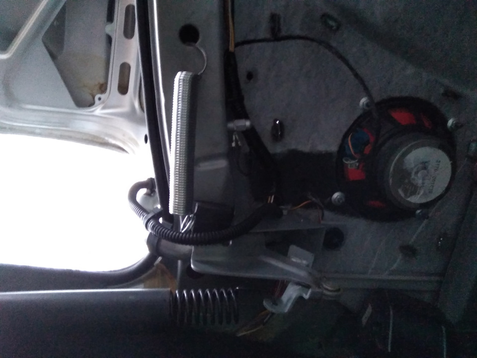 Авто открытие багажника приора