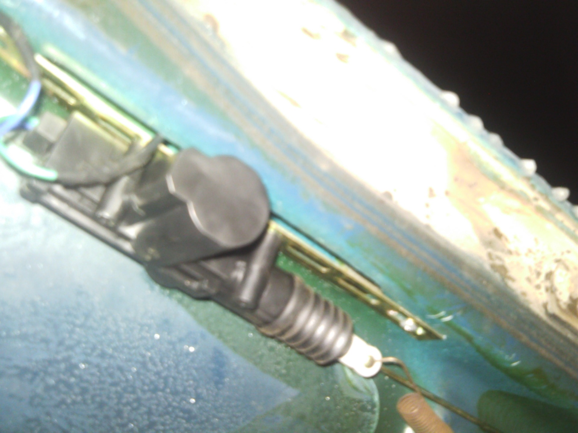 замок багажника — LADA 2107, 1,6 л., 2003 года | просто так | DRIVE2