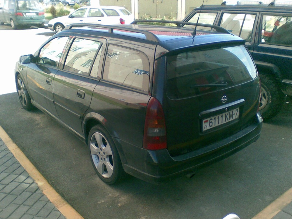 Опель караван универсал. Opel Astra Caravan 2002.