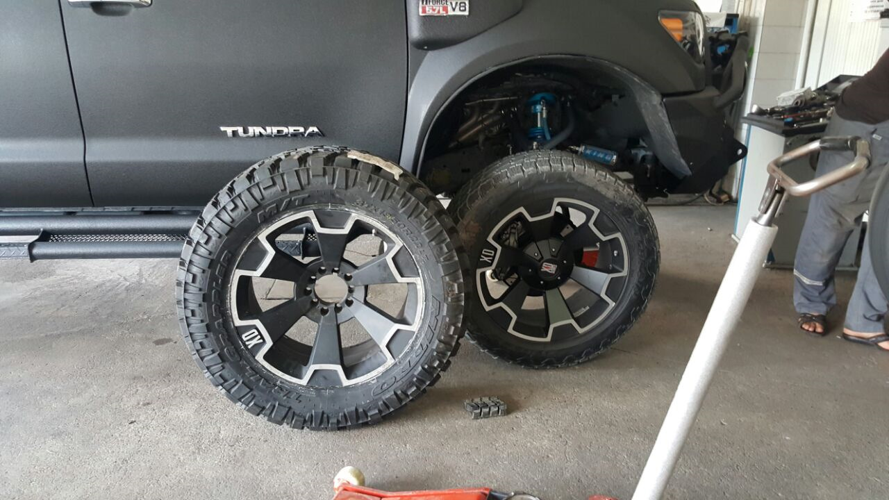 50r18. 5 r20 nitto. Шина 37/16*16. Шины amp mud terrain attack m/t. Bfgoodrich км2.