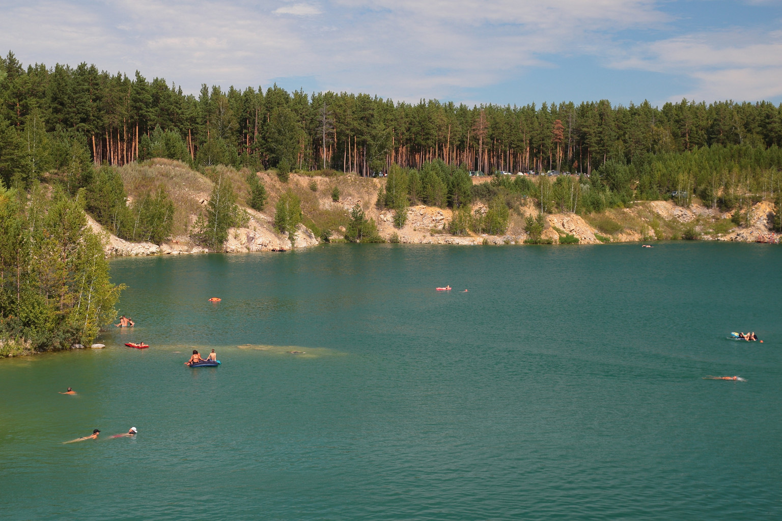 Изумрудное озеро Екатеринбург