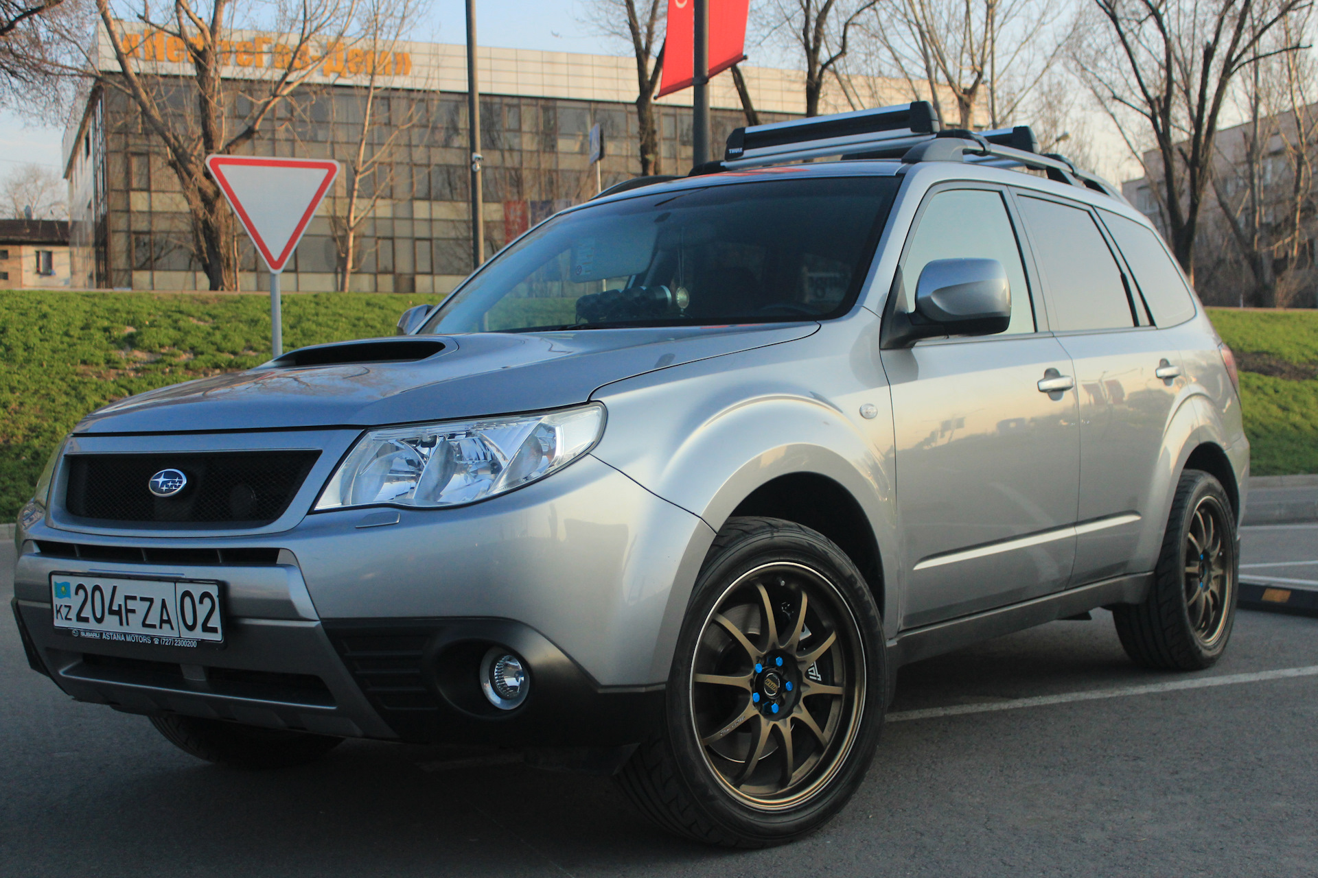 Диски форестер. Subaru Forester sh5. Subaru Forester sh 235/45/18. Forester sh r18 Wheels. Subaru Forester sh 245/50 r18.