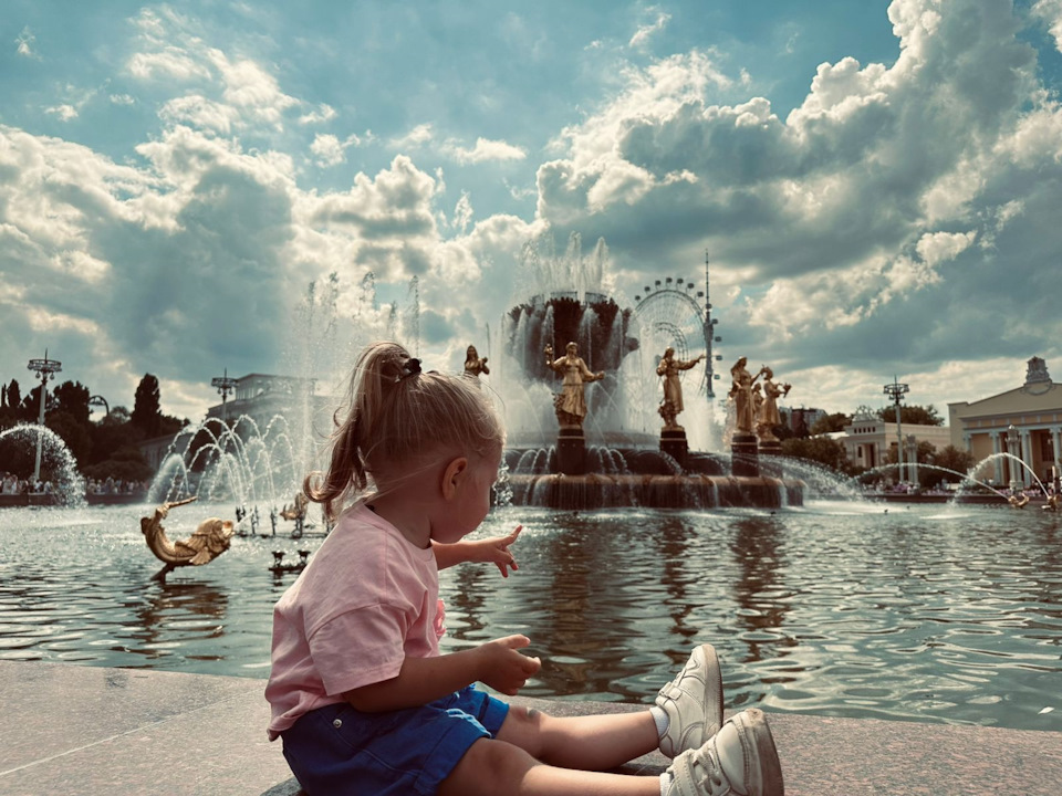 Москва 😎 — Ford Focus Hatchback II, 2,3 л, 2009 года | путешествие | DRIVE2