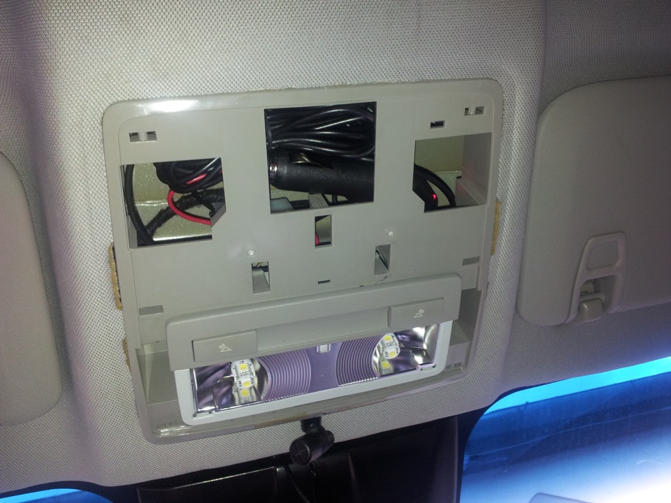 Видеорегистратор и куда спрятать его провод — Chevrolet Cruze (1G), 1,8 ...