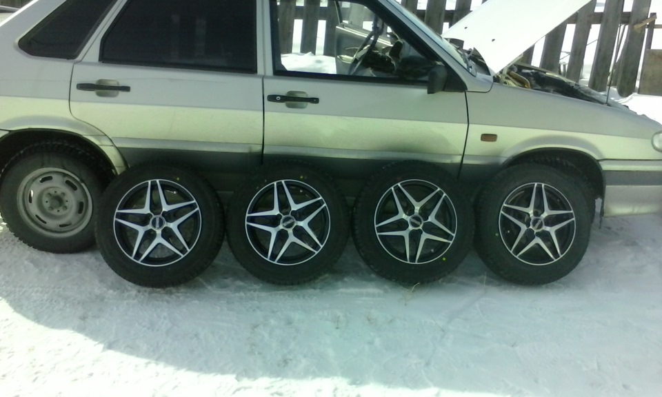 К лету готов купил диски R 14 и к ним резину — Lada 2115, 1,5 л, 2005 ...