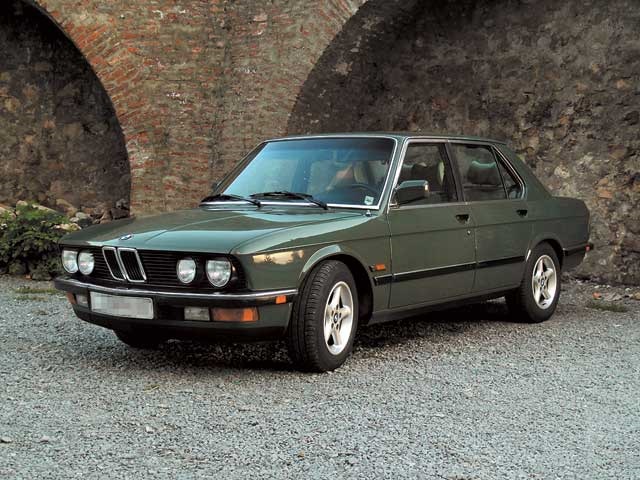 BMW 5 1985