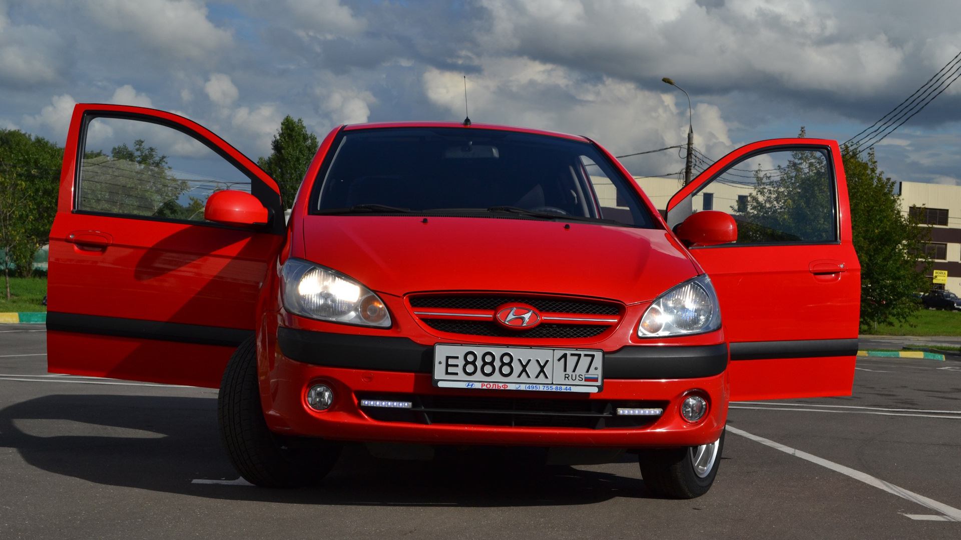 Hyundai getz 1.4. Красный Хендай Гетц 2007 года. Hyundai Getz 2007 гос номера.