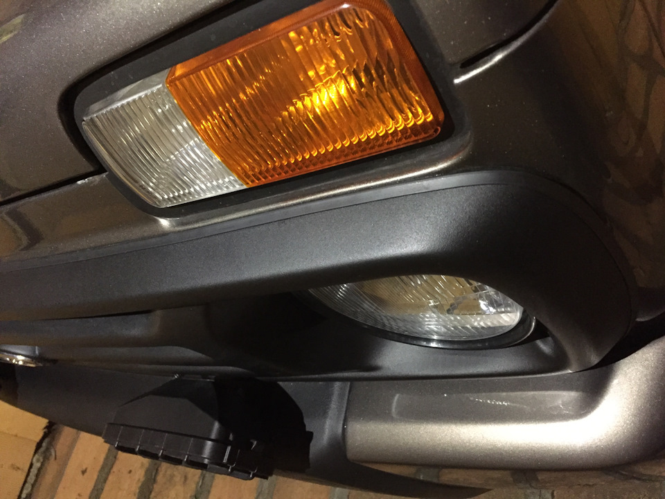 Установка уплотнительной резинки на решетку радиатора — Lada 4x4 3D, 1 ...