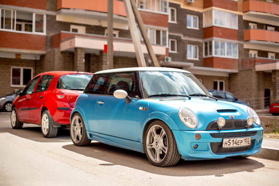 Бегает! — MINI Cooper S Mk I, 1,6 л, 2002 года | просто так | DRIVE2