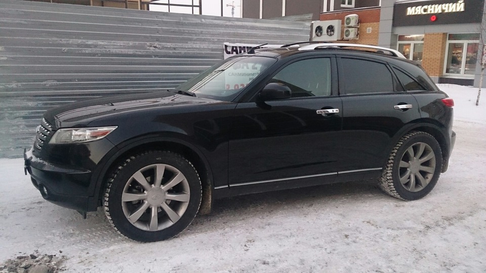 Фото в бортжурнале Infiniti FX (1G)