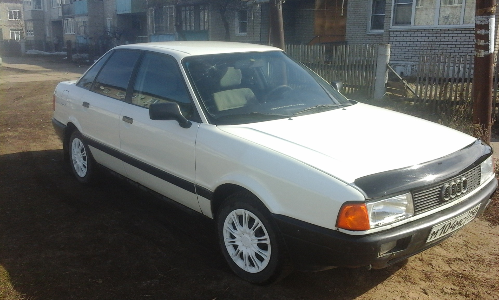 Бел 80. Audi 80 White. Ауди 80 белая. Ауди 80 бочка белая. Ауди 80 1991 белая.