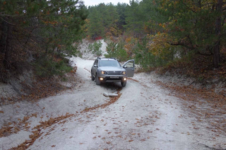 на Дастере на Мангуп — Renault Duster (1G), 2 л, 2013 года ...