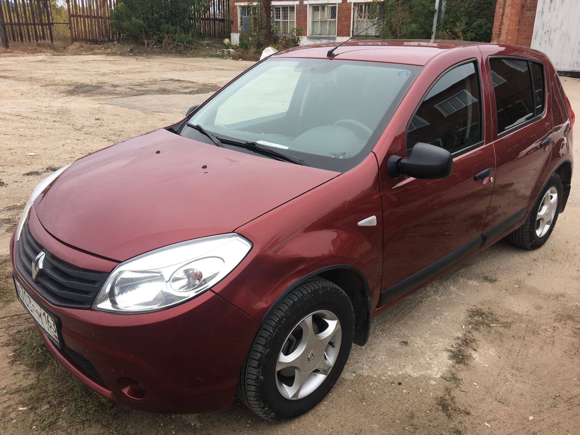 Renault Sandero 2010