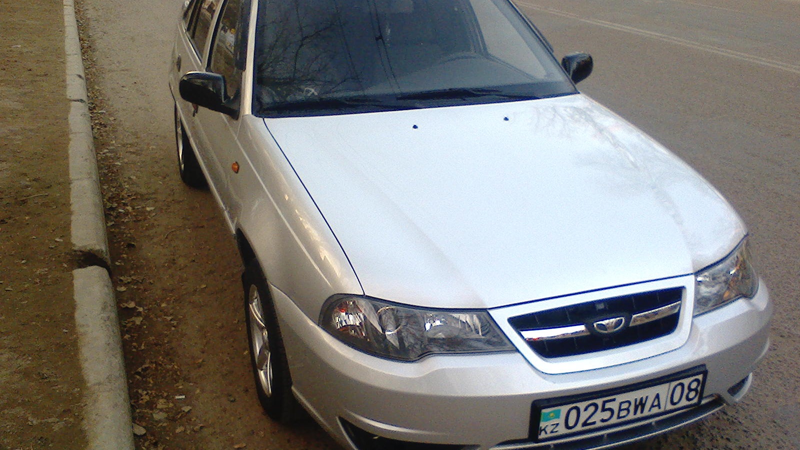 Daewoo Nexia (N150) 1.5 бензиновый 2013 | Серебристый металлик на DRIVE2