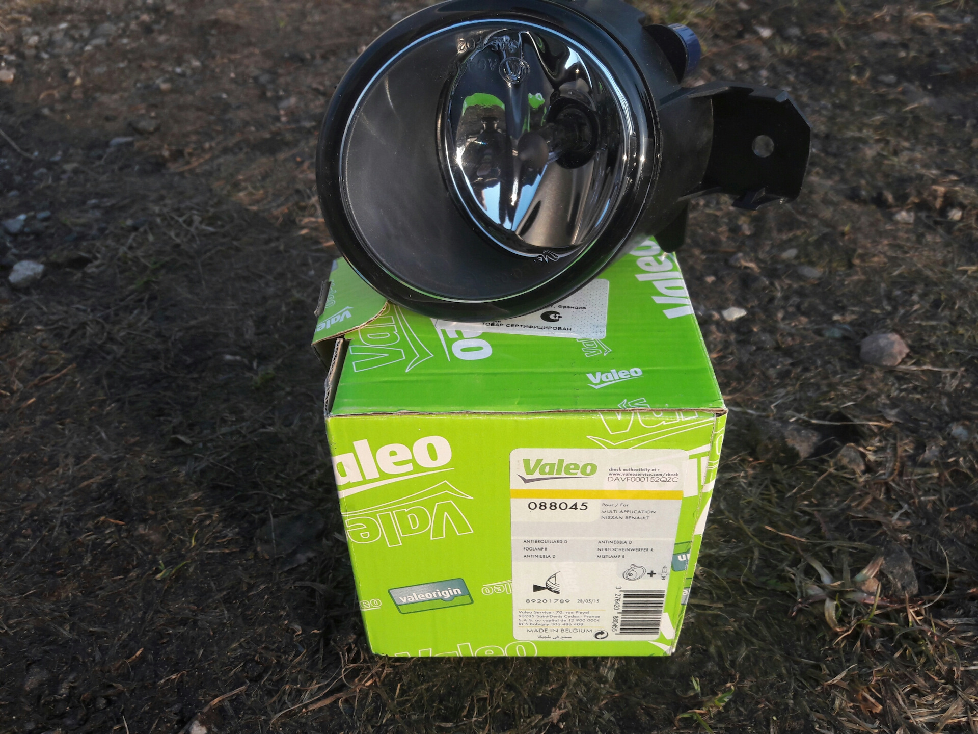 Птф на ноут. Ниссан ноут 2007 туманки. Туманки ниссан ноут 11. Птф nissan cube 10. Птф на ноут.