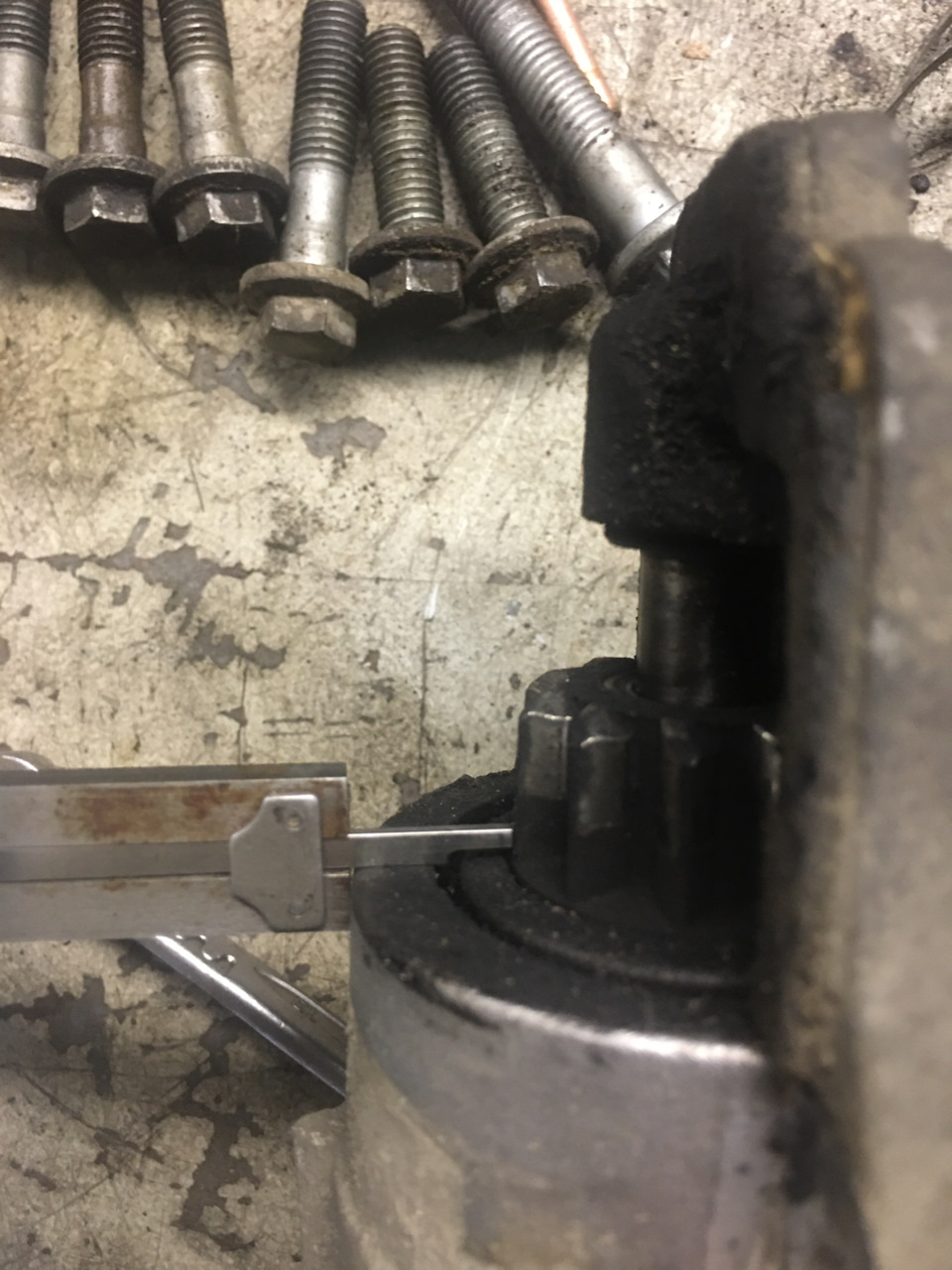 Focus 2 2.0 свап двухмассовый маховик на одномассовый. Как оно было ...