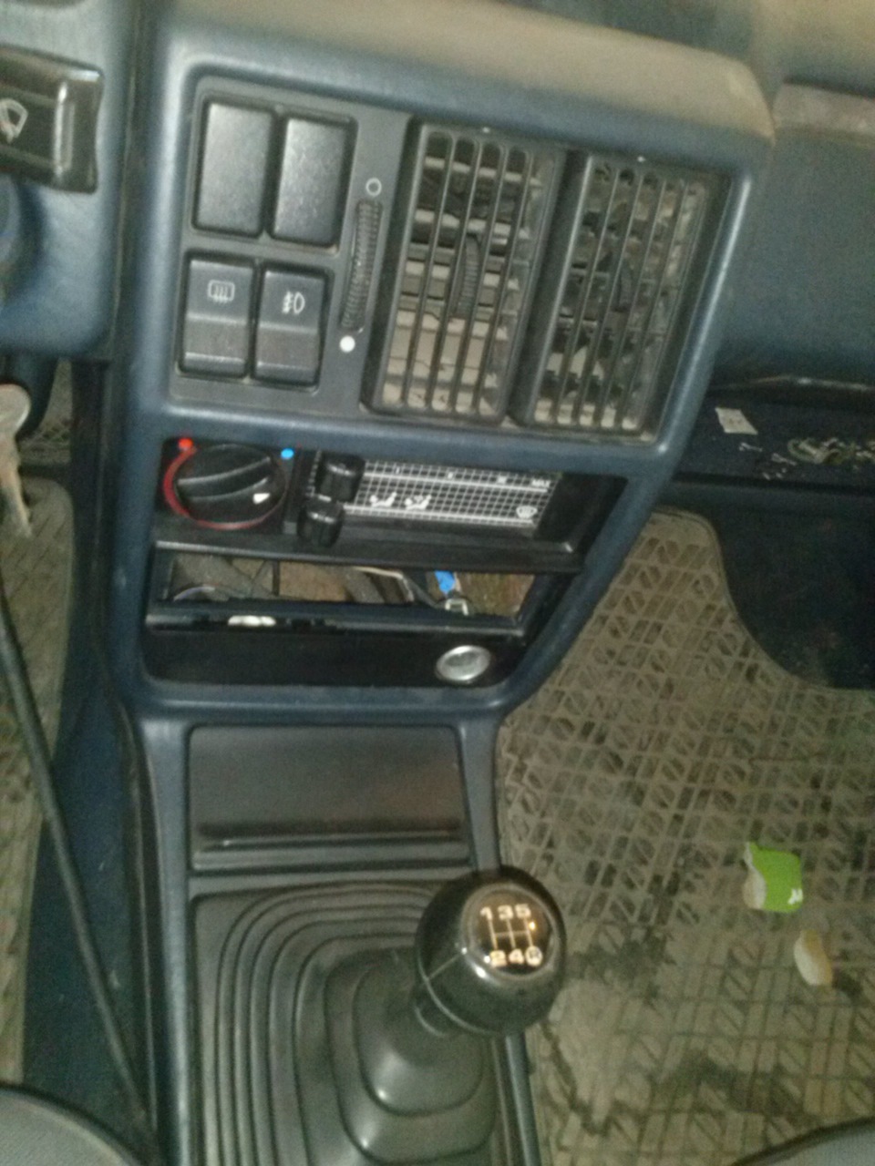 Движка не гудит, за то печка дует :3 — Audi 100 (C3), 1,8 л, 1987 года ...