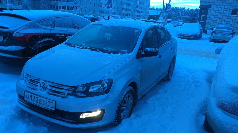 Volkswagen Polo Sedan 1.6 бензиновый 2015 | на DRIVE2
