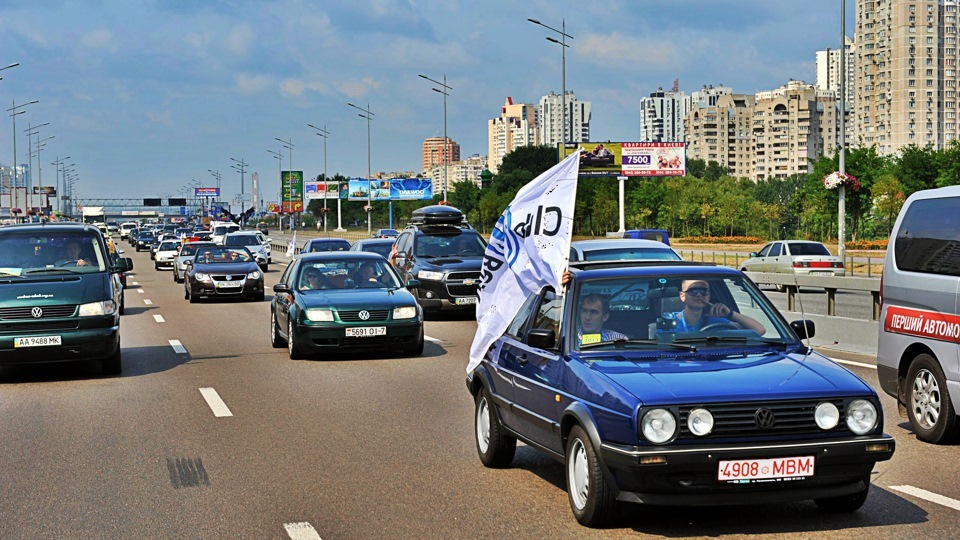 Автомобиль июнь. Golf 2 Pasadena