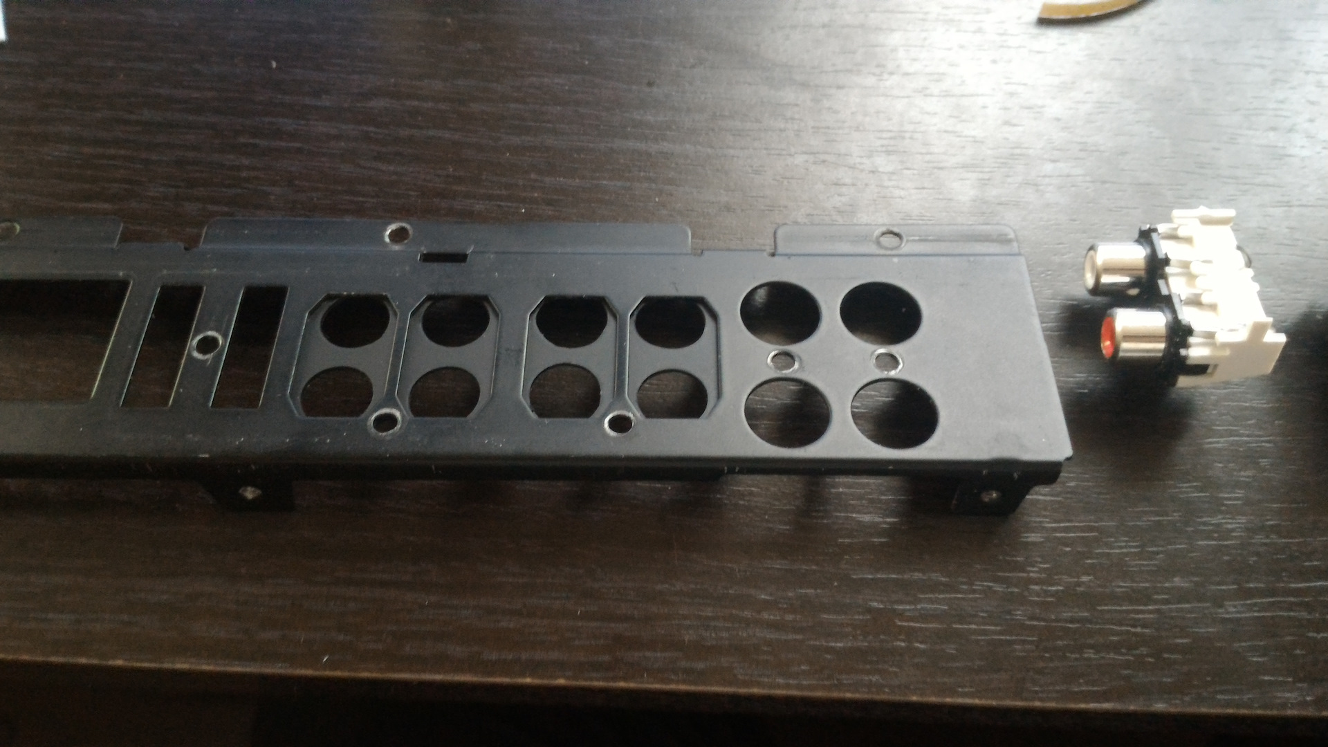 Перепайка усилителя — SsangYong Actyon (2G), 2 л, 2014 года | автозвук ...