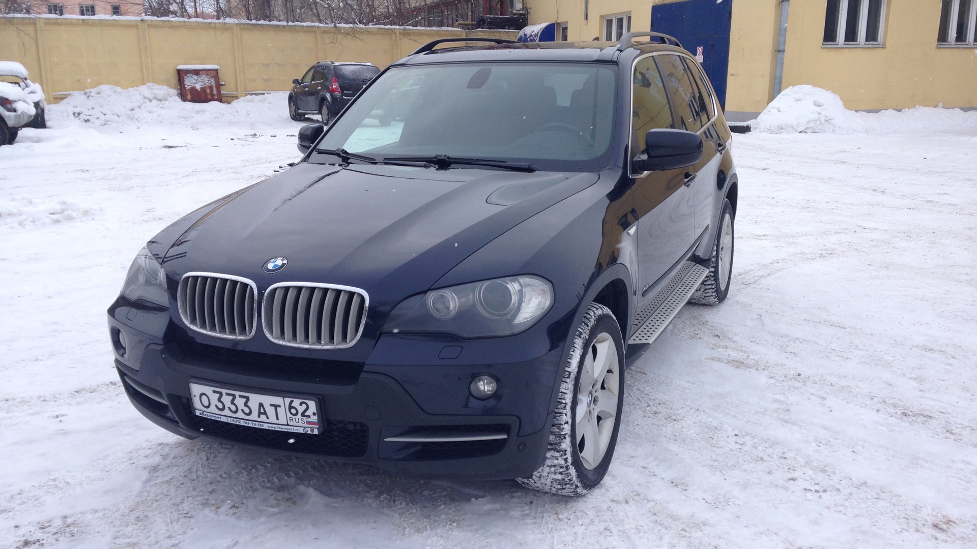 BMW X5 (E70) 4.8 бензиновый 2008 | Изолента ///M на DRIVE2