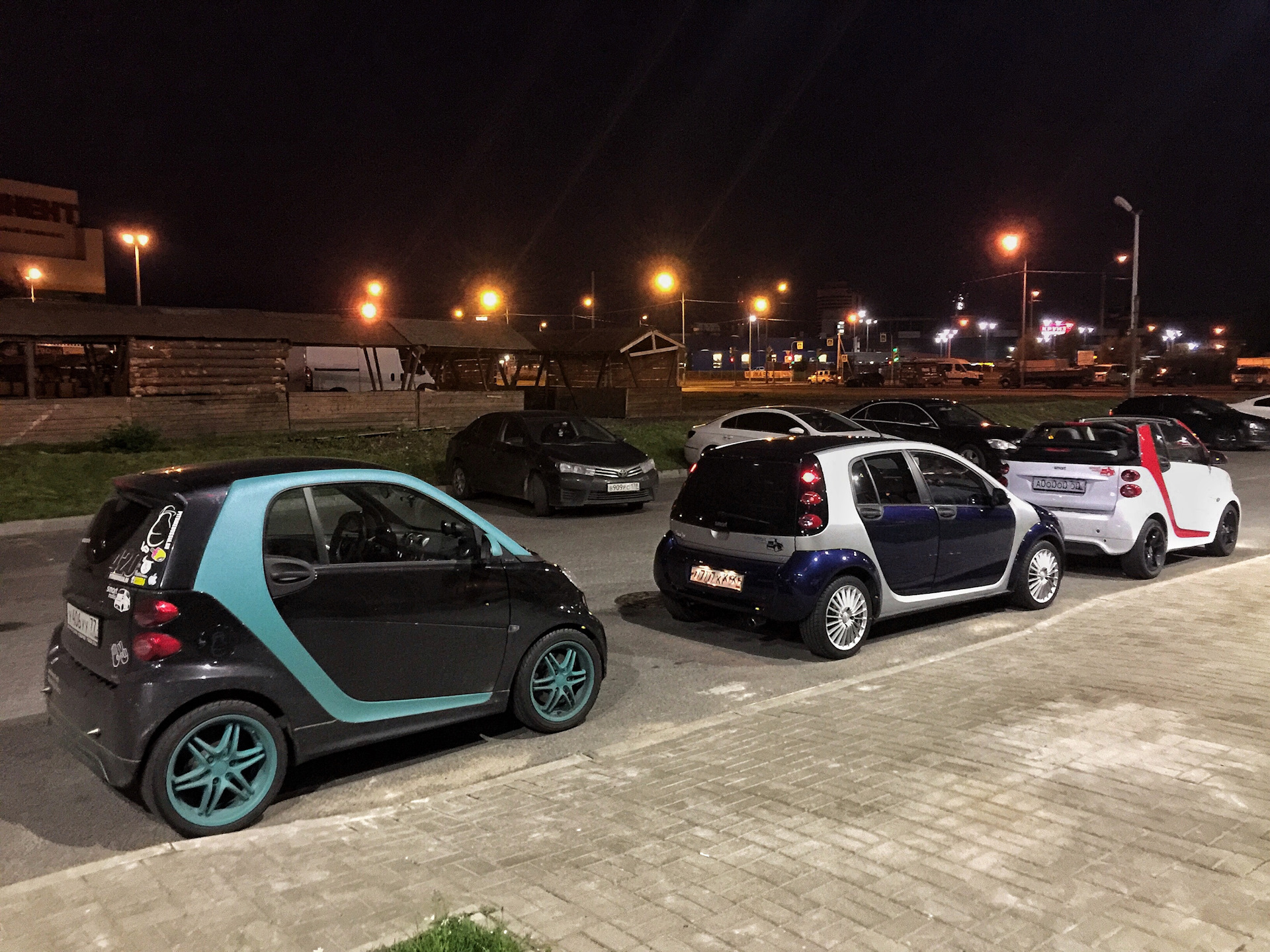 Смарт санкт. Smart Forfour 1. Smart Forfour vs Audi. Смарт мафия. Smart Forfour 1.5CDTI 70kw.