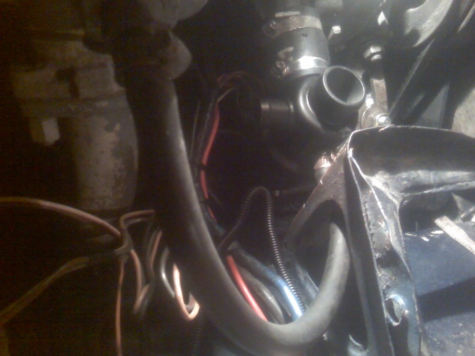 Замена штатного термостата на термос. от шеви нивы. — Lada 21013, 1,6 л ...