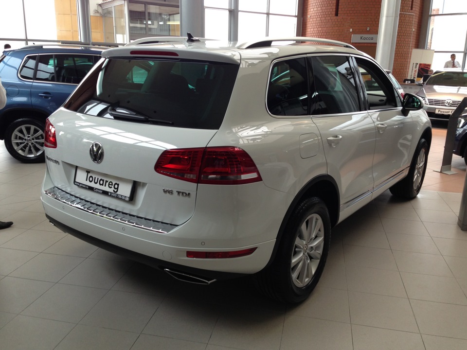 Теперь я сотрудник VW Дженсер Ясенево!) — Volkswagen Polo Sedan, 1,6 л ...