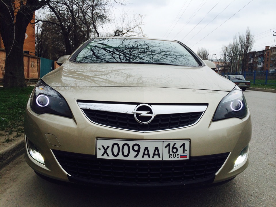 Фары astra j. Фара Opel Astra j.