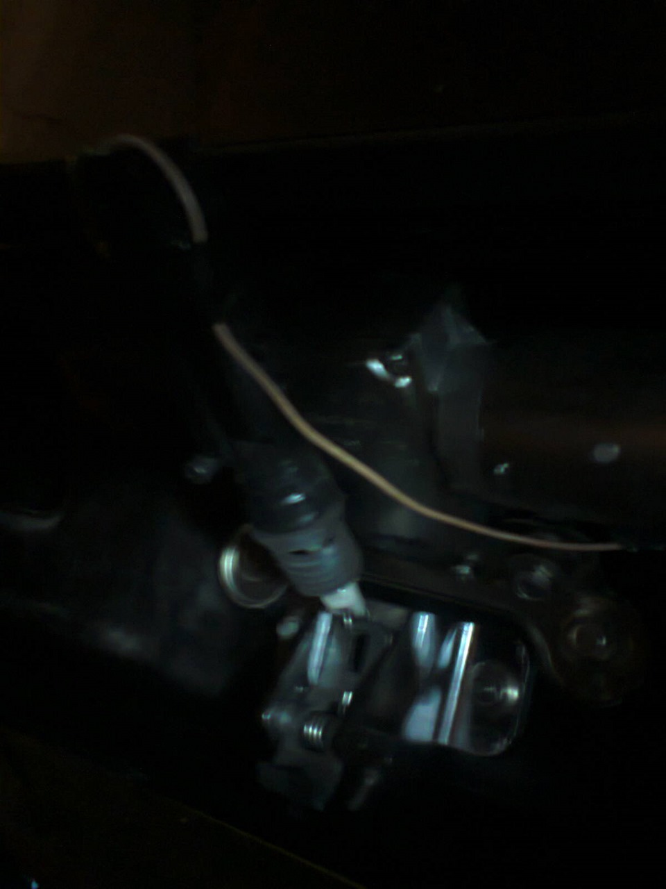 Соленоид крышки багажника. Чуть всё не пропало. — Lada 2113, 1,6 л ...