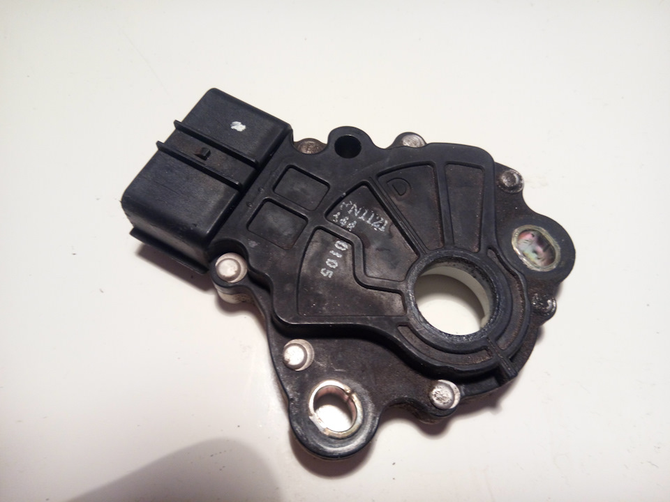 Загорелась лампочка HOLD и жена всегда мёрзнет — Mazda Demio (1G), 1,5 ...