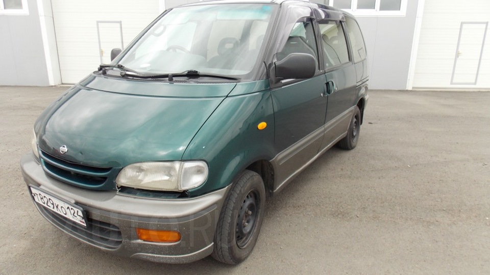 Nissan Serena c23 2001