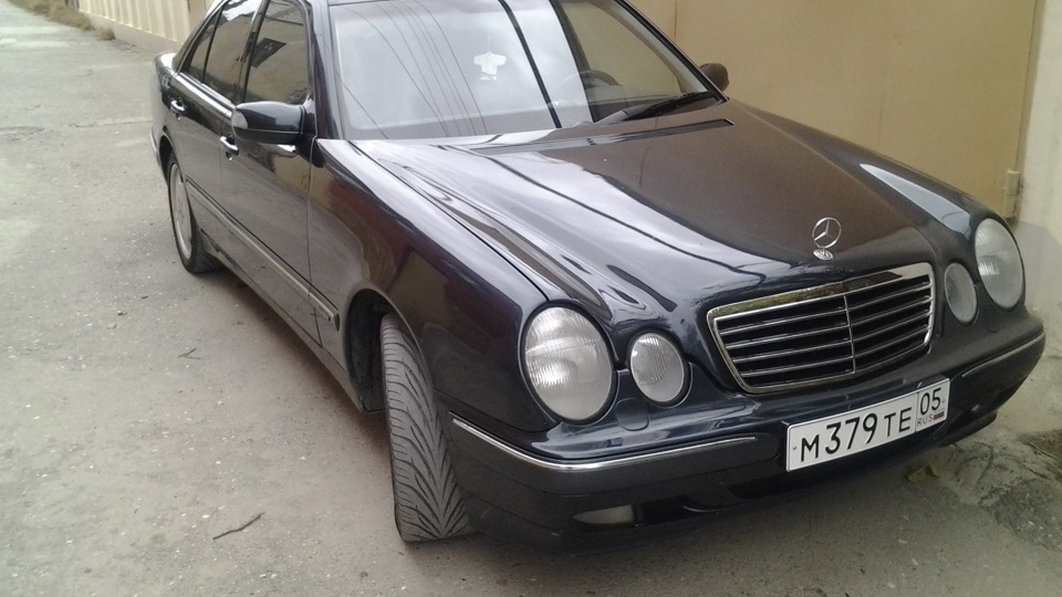 чем лучше устранить утечку в клапанной крышке? — Mercedes-Benz E-class ...